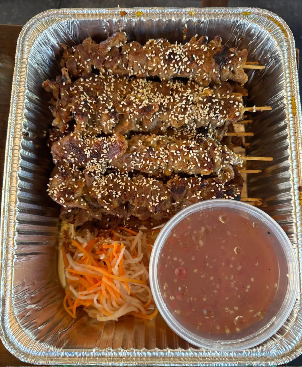 Grilled Meat Skewers (8 skewers) - Thịt nướng xiên que (8 cây)