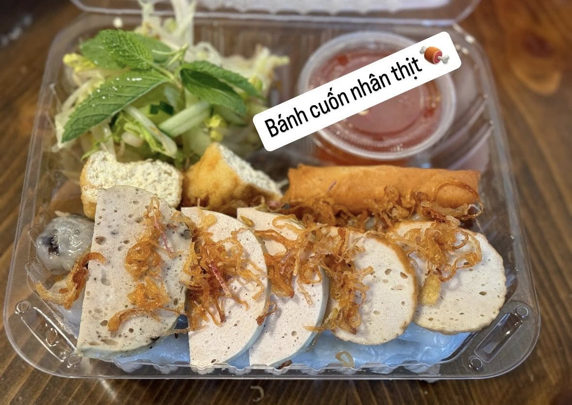 Steamed Rice Rolls Special Combo