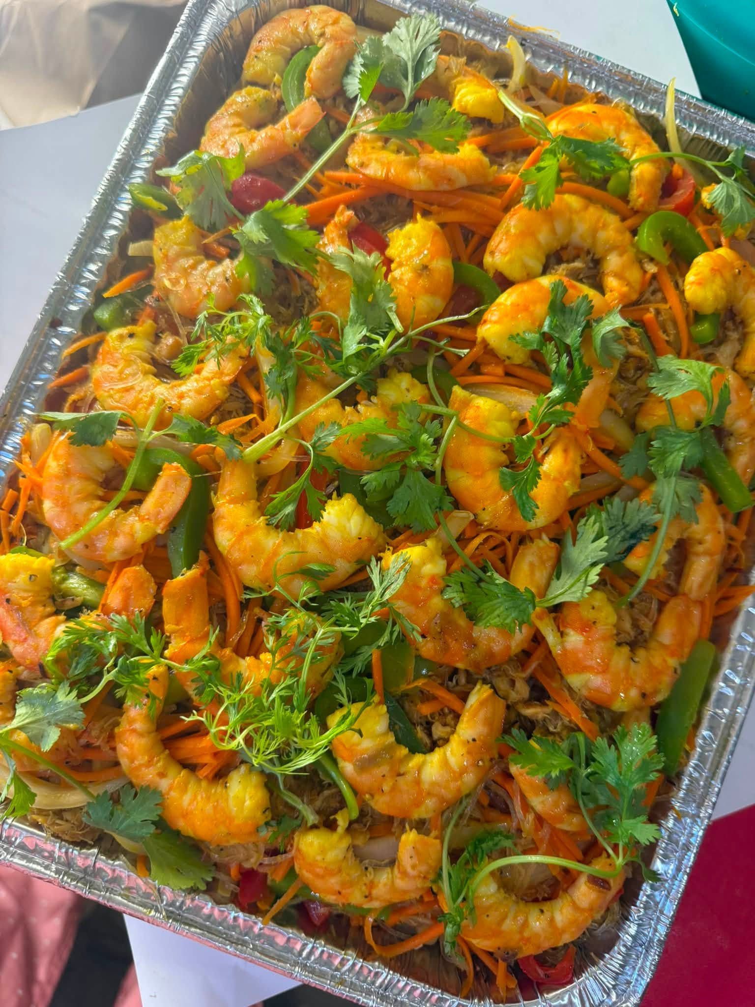 Stir-Fried Glass Noodles with Shrimp & Crab (Tray)