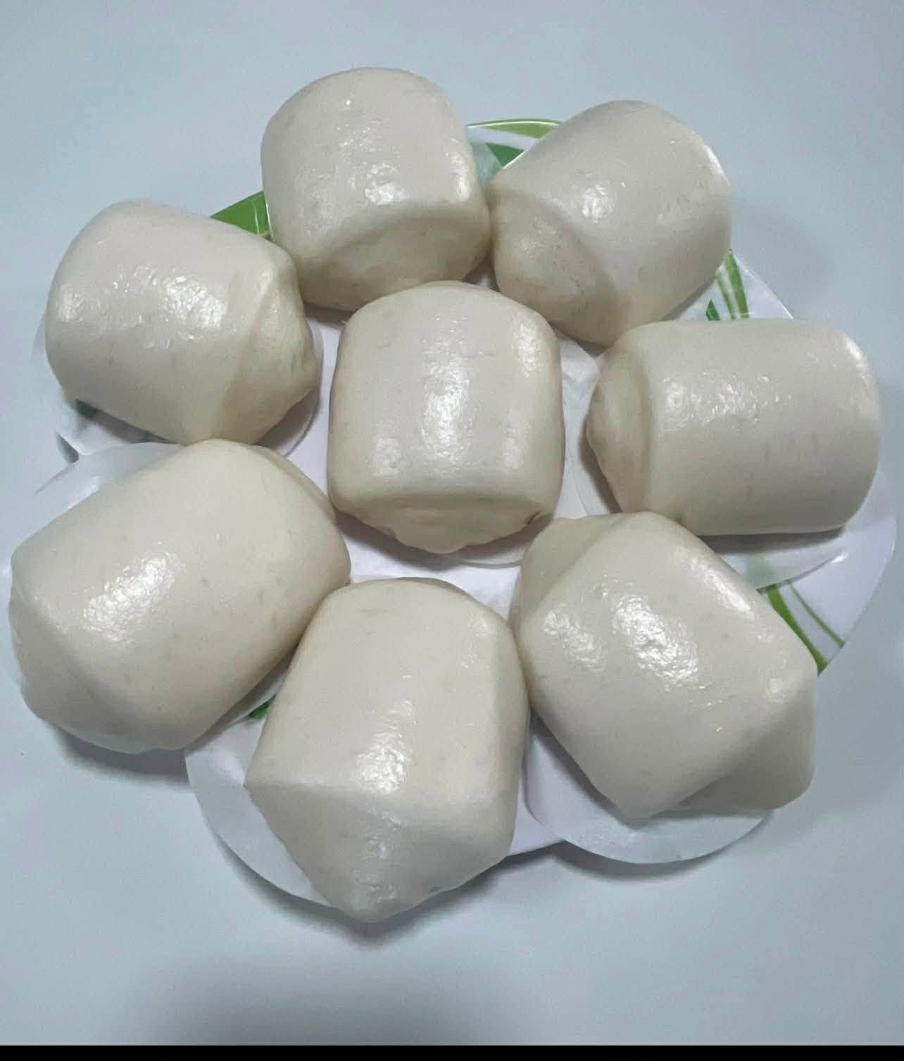 Mantou / Plain Steamed Buns (Pack of 8)